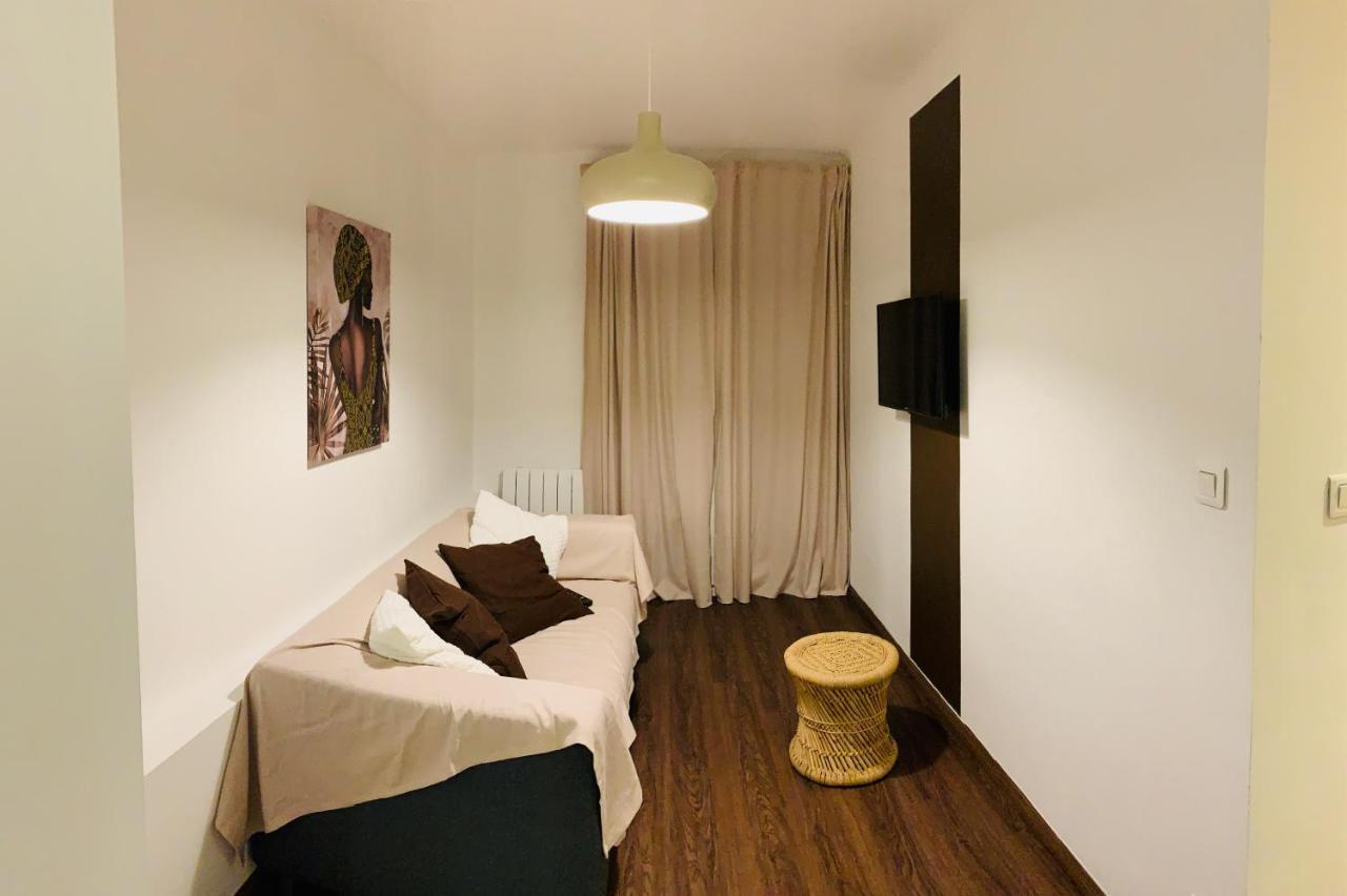 Rose Appartement Manosque Buitenkant foto