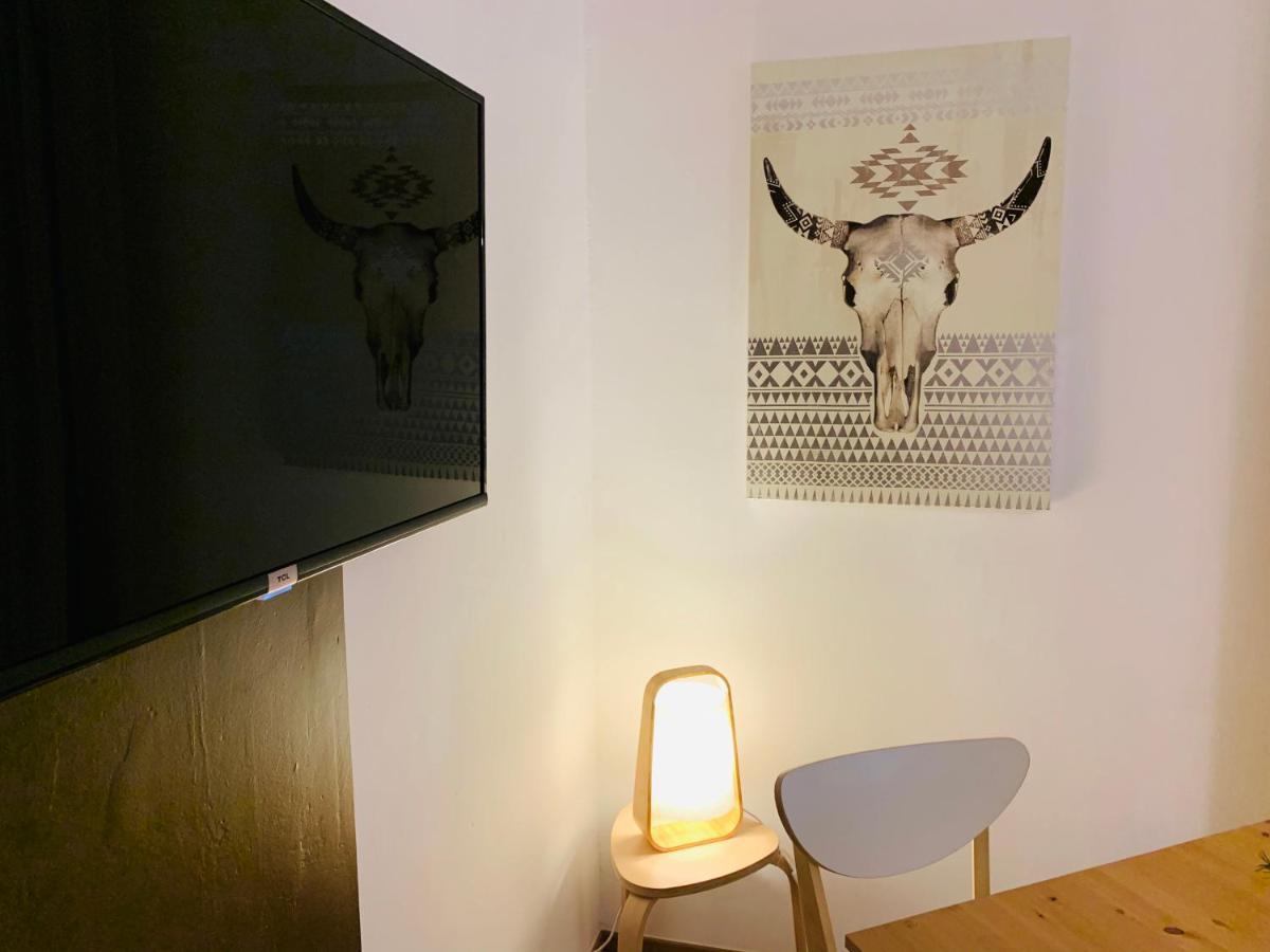Rose Appartement Manosque Buitenkant foto