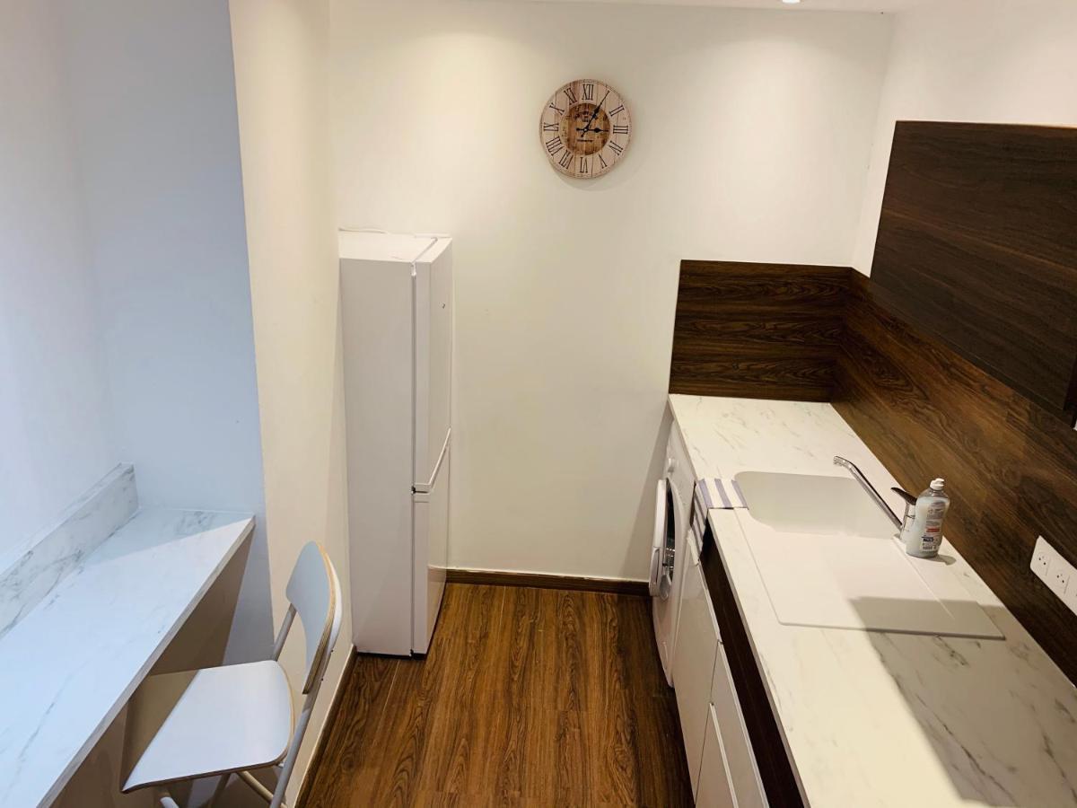Rose Appartement Manosque Buitenkant foto