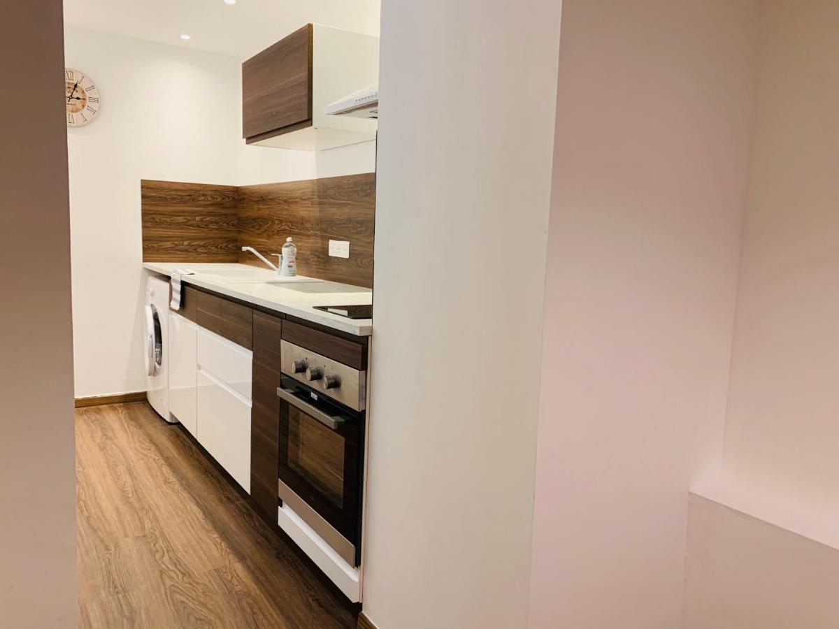 Rose Appartement Manosque Buitenkant foto