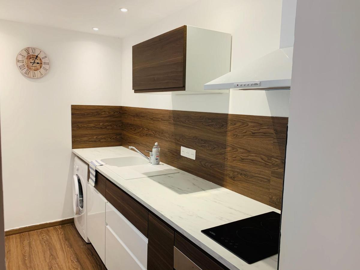 Rose Appartement Manosque Buitenkant foto