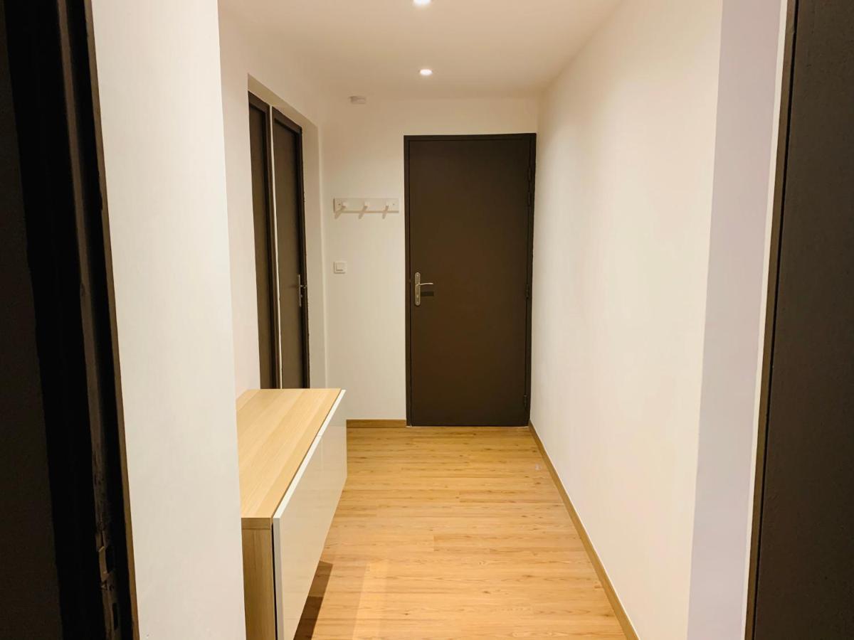 Rose Appartement Manosque Buitenkant foto