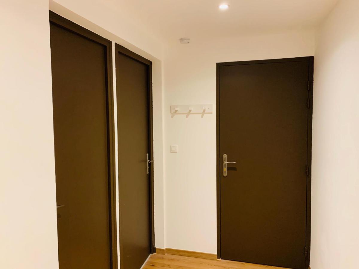 Rose Appartement Manosque Buitenkant foto